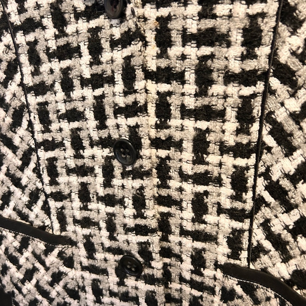 Women's Black and White Jacket - Picture 8 of 9